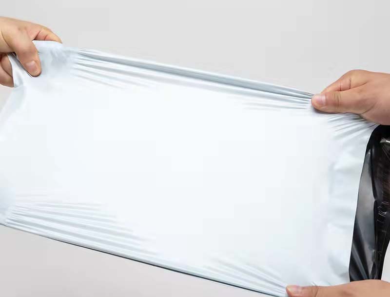 伊吾白色快递袋-02